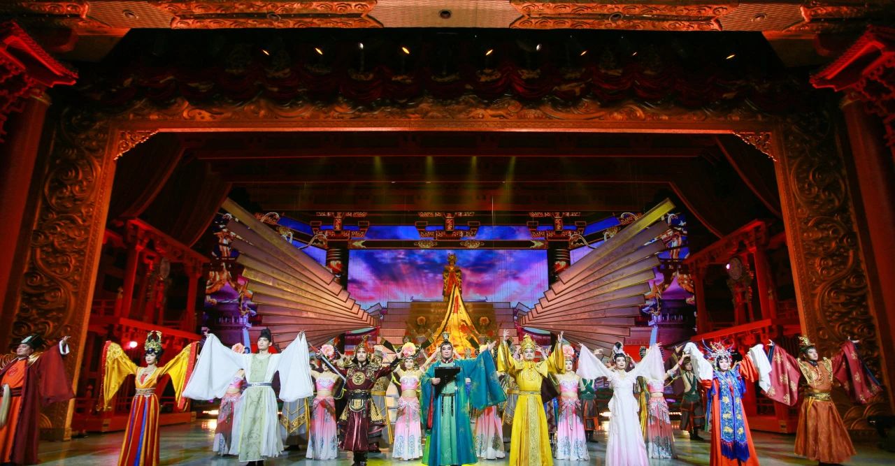 唐乐宫36年店庆丨六大惊喜活动带您玩转美食+演艺+宴会!(图4) 唐乐宫36年店庆丨六大惊喜活动带您玩转美食+演艺+宴会!(图4)